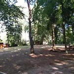 Oleandria-,, Mieta