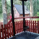 Oleandria-,, Mieta